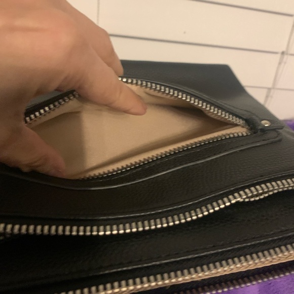 Dana Buchman Black Crossbody Purse, Preloved in great excellent used condition. - Picture 6 of 9